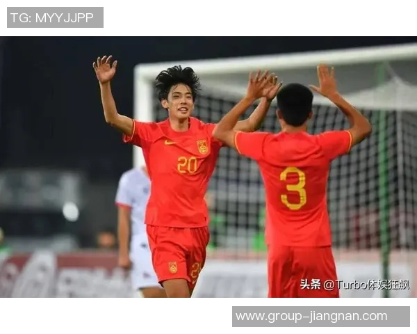 韩国队荣获熊猫杯冠军中国队获得亚军奖盘展现拼搏精神