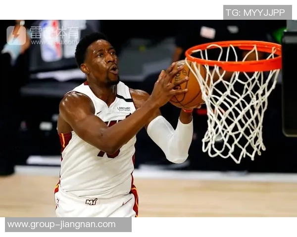 阿德巴约半场表现出色10投7中贡献16分5篮板助力球队高效终结比赛 阿德巴约半场表现出色10投7中贡献16分5篮板助力球队高效终结比赛