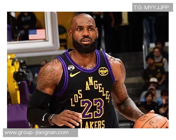 美媒对比热火詹与41岁詹数据相近表现令人惊叹 美媒对比热火詹与41岁詹数据相近表现令人惊叹