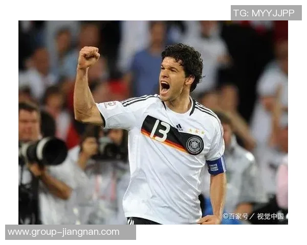 巴拉克称卡尔已超越纳帅备选年轻球员具备世界杯竞争力 巴拉克称卡尔已超越纳帅备选年轻球员具备世界杯竞争力